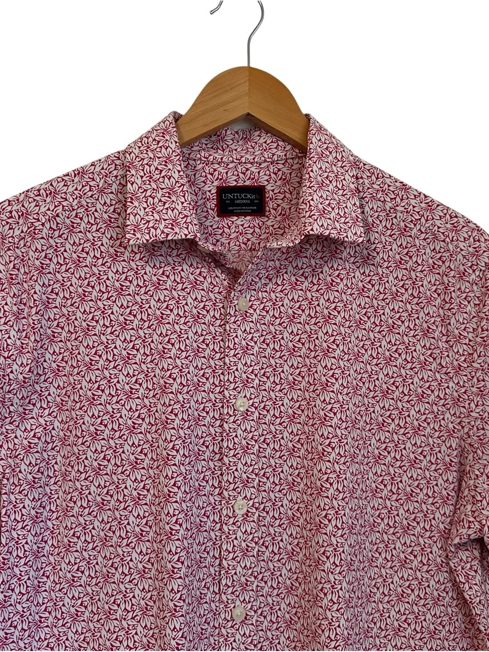 UNTUCKit shirt very